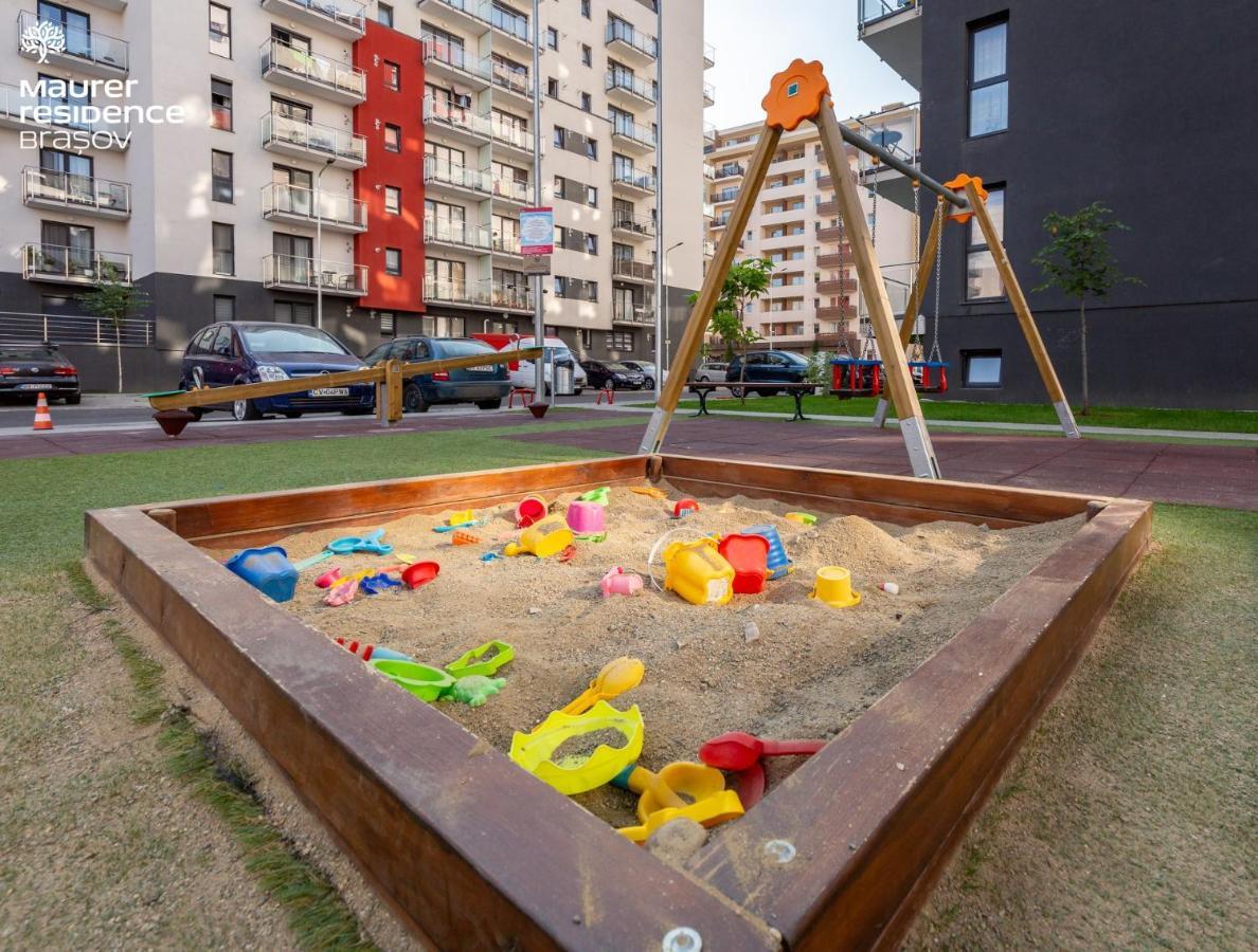 Koa - Sunset Penthouse Lägenhet Braşov Exteriör bild
