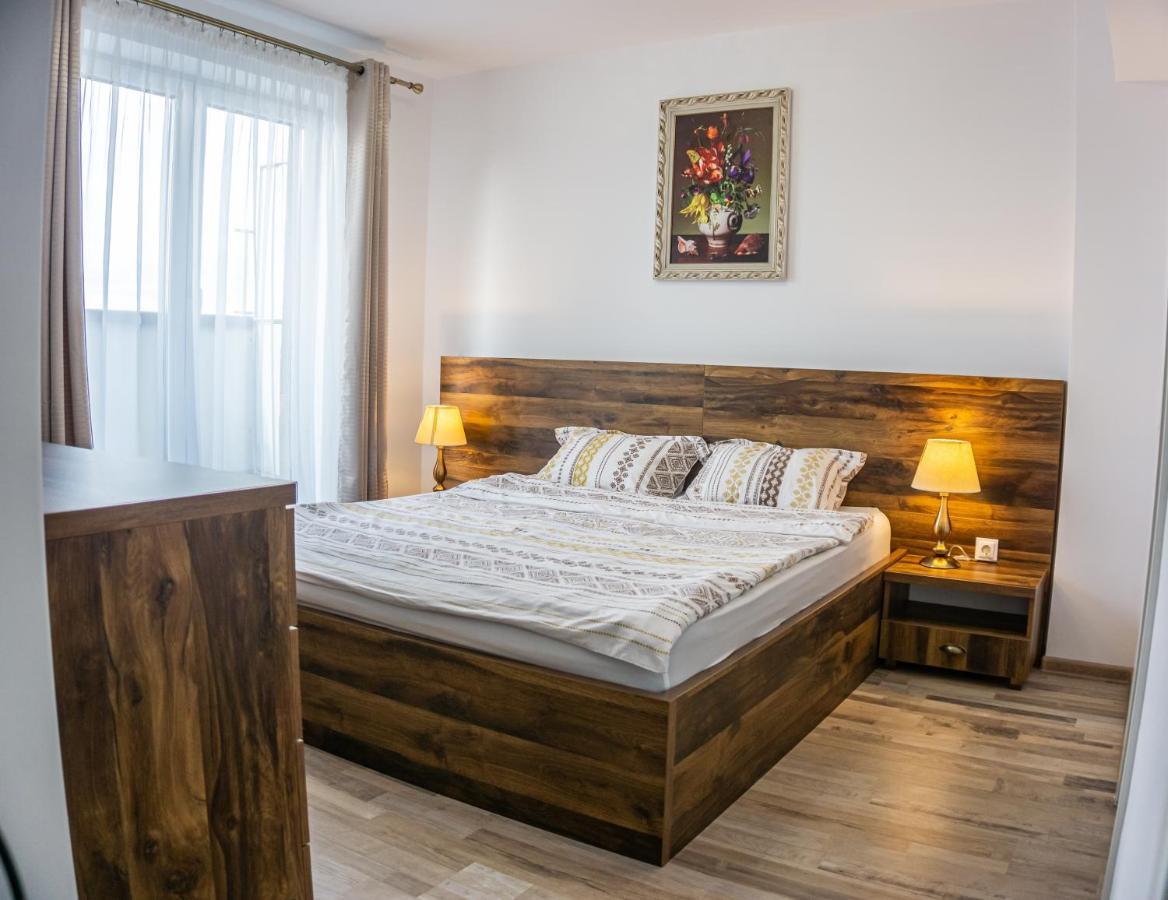 Koa - Sunset Penthouse Lägenhet Braşov Exteriör bild